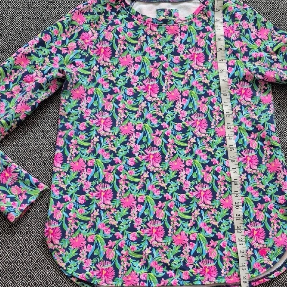 💕EUC Lilly Pulitzer Pink and Green Floral Long Sleeve Blythe Pullover - Picture 6 of 8